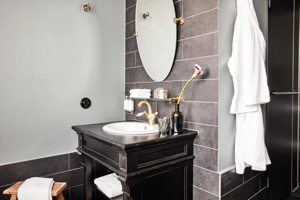 Sir Savigny Hotel - photo 9