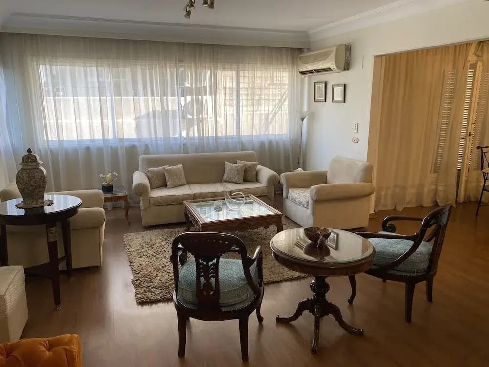 Charming 2-bedrooms Apartment With Side Nile View - photo 2