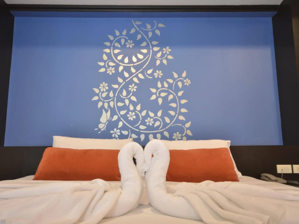The Heritage Sathorn Suite Hotel - photo 5