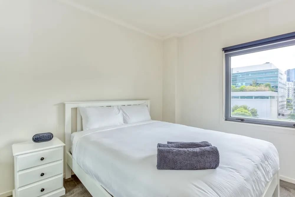 South Melbourne 2 Bed Parking - photo 5