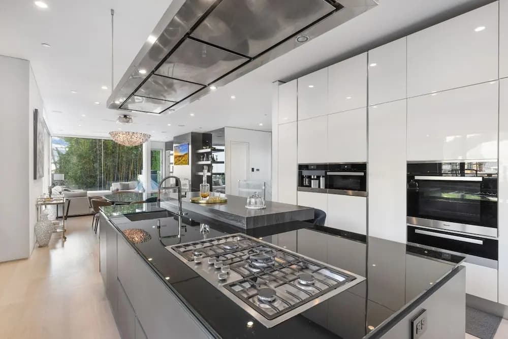 Sunset Heights - Elegant Modern Villa With Beautiful Views in the Hills - photo 32