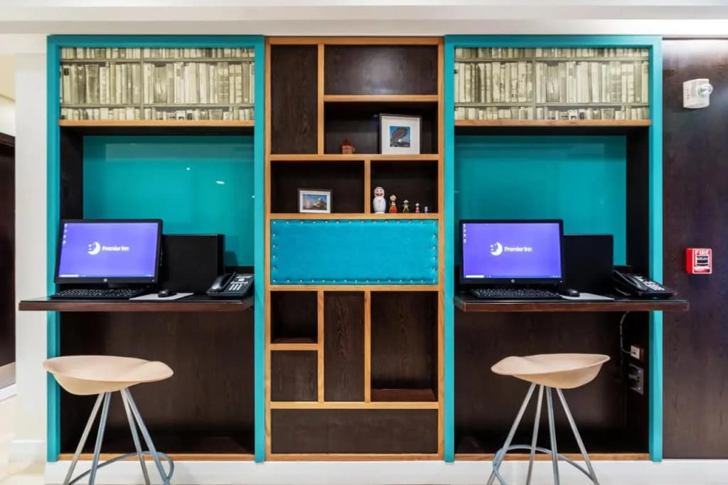Premier Inn Doha Airport Hotel - photo 18