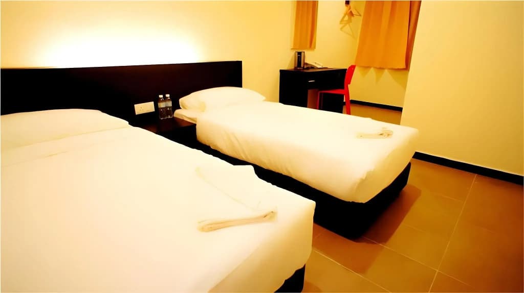 Merlin Hotel - photo 5