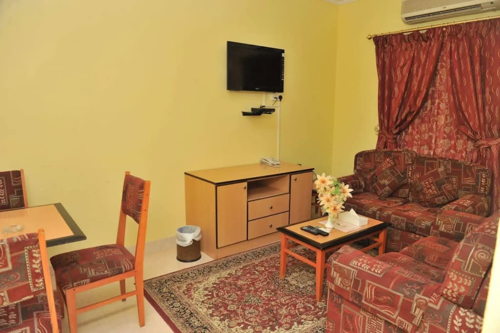Manam Hotel Apartments - photo 3