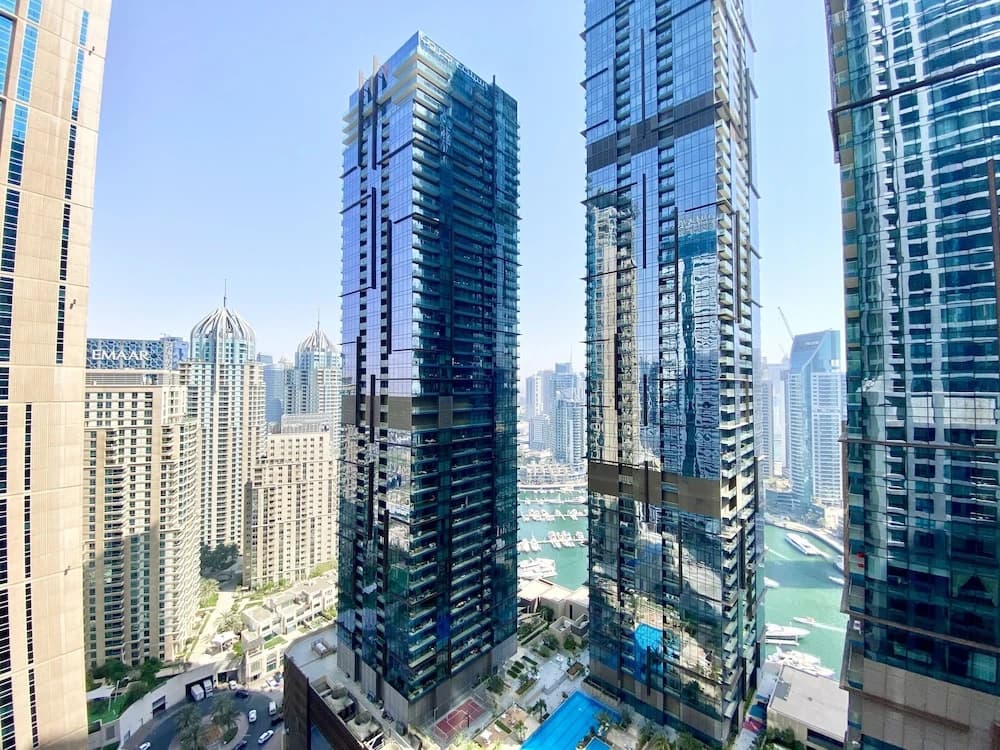 Luxury 2BR Apartment with partial Marina views - photo 10