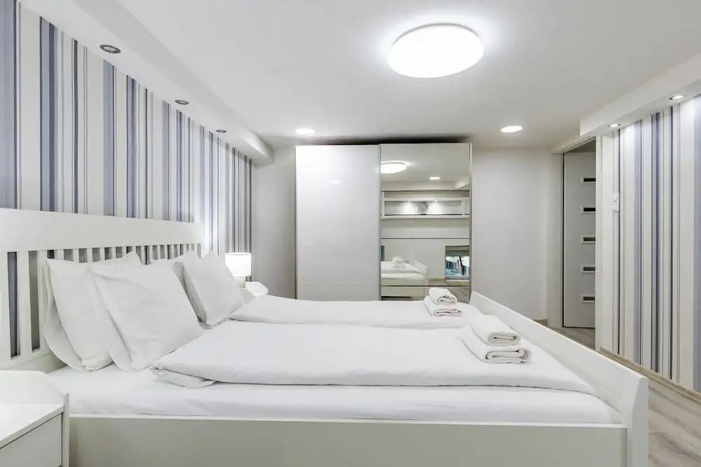 Venus Apartments - Broadway II - photo 16