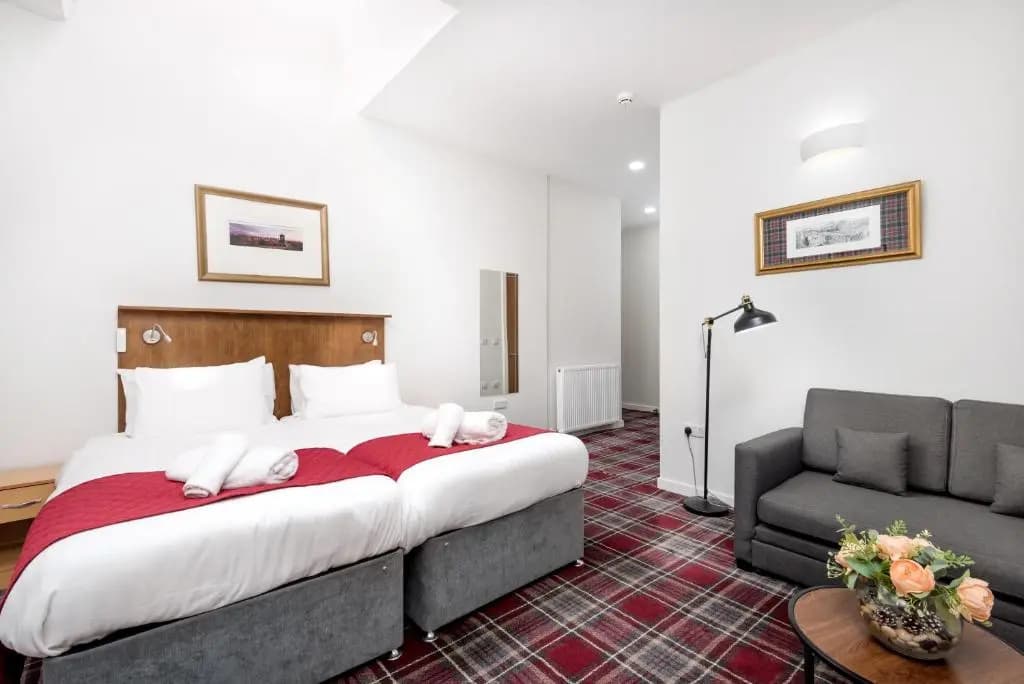 Smith Place Hotel - photo 5