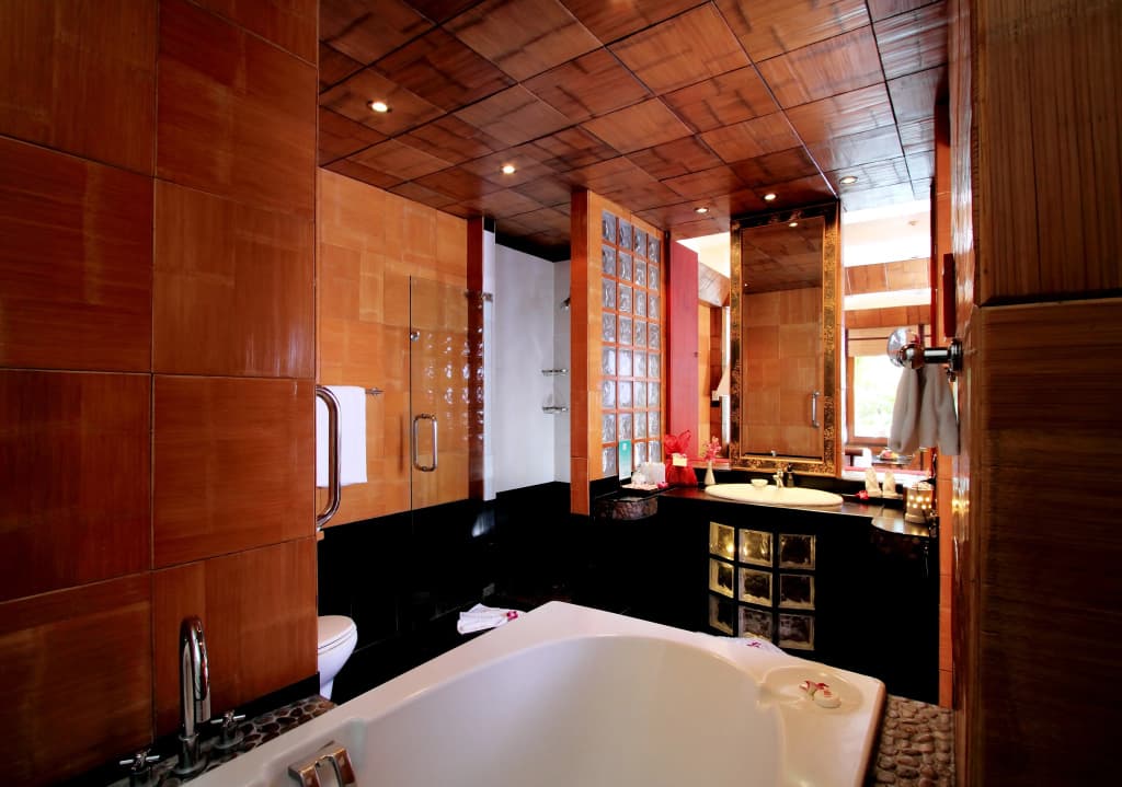 Mom Tri's Villa Royale - photo 9