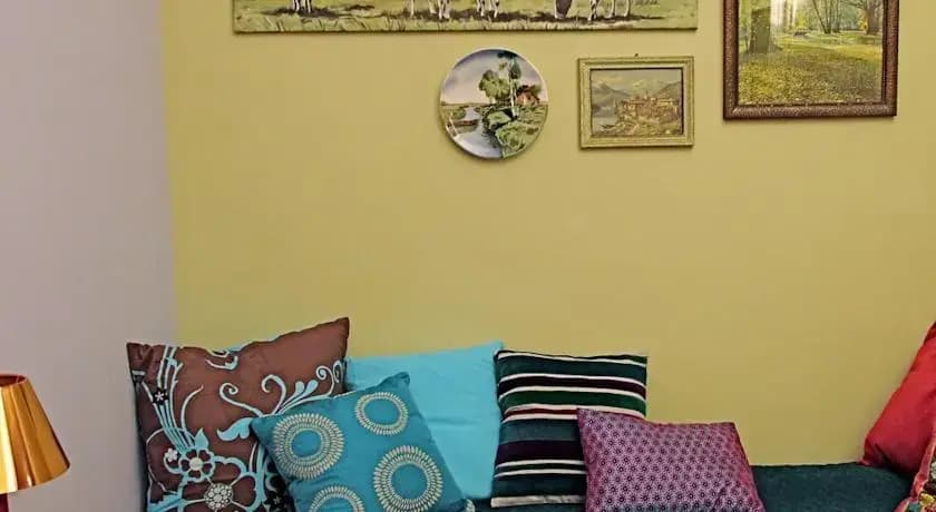 Colourful Bed And Breakfast - photo 1