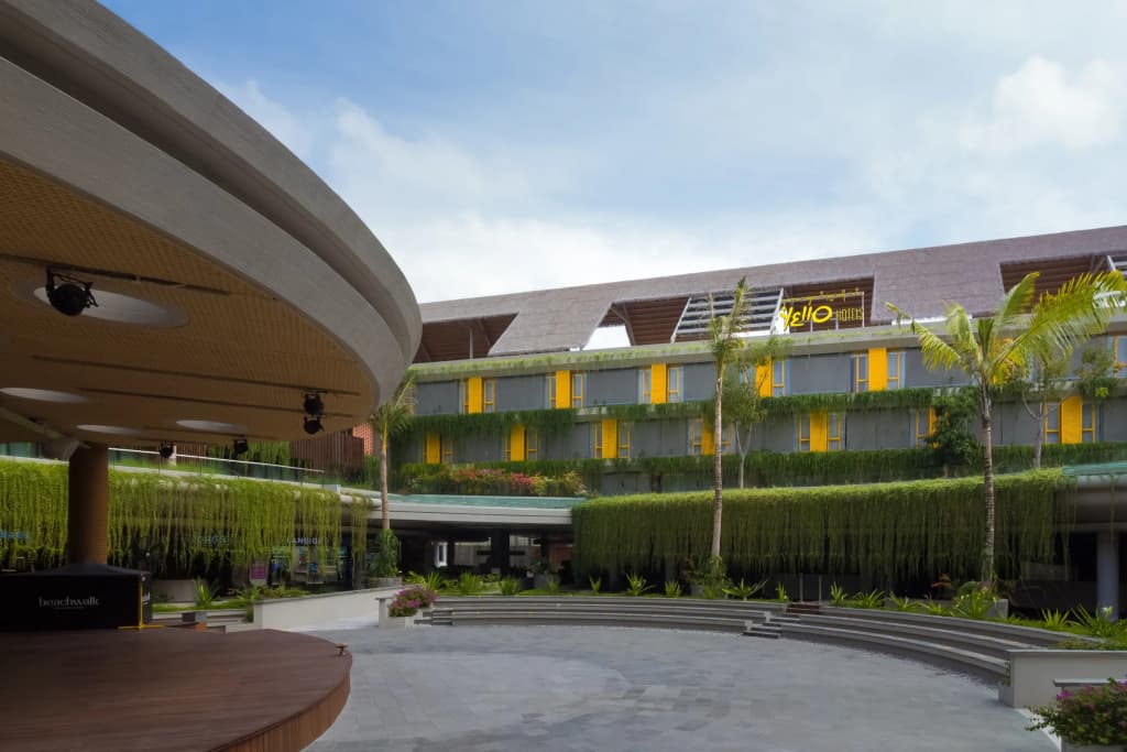 YELLO Hotel Kuta Beachwalk Bali - photo 14