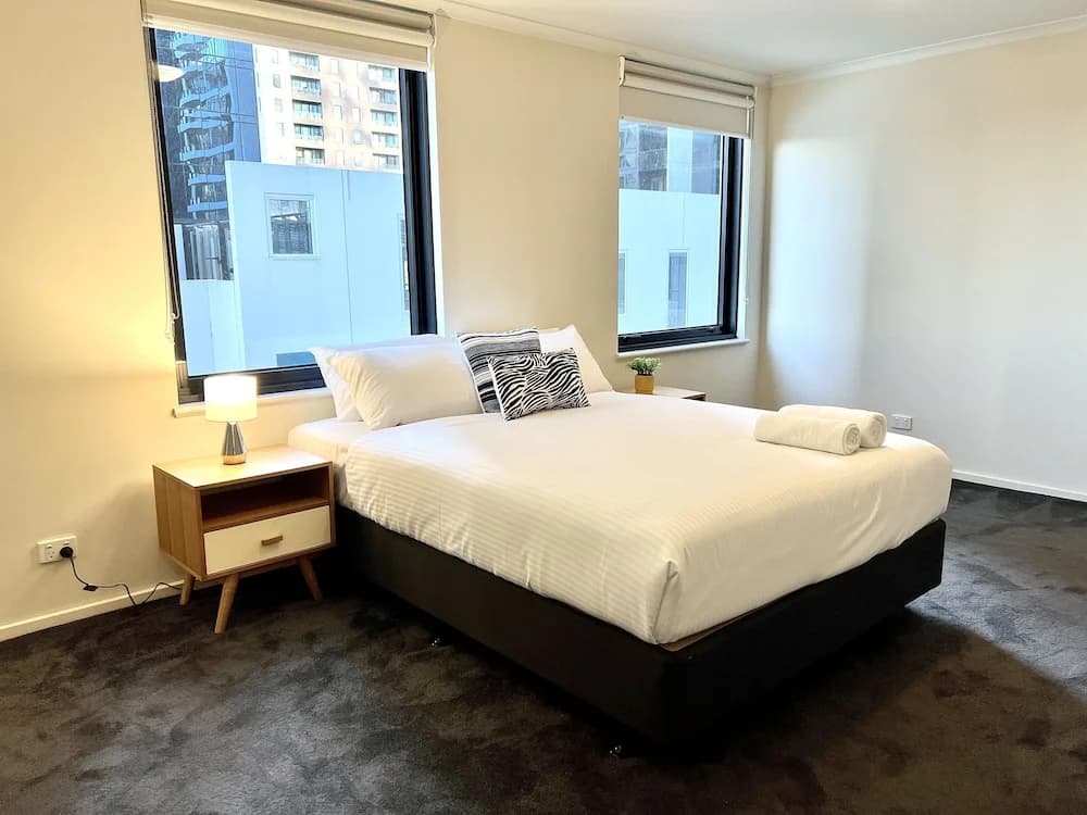 ReadySet Apartments on Kavanagh - photo 4