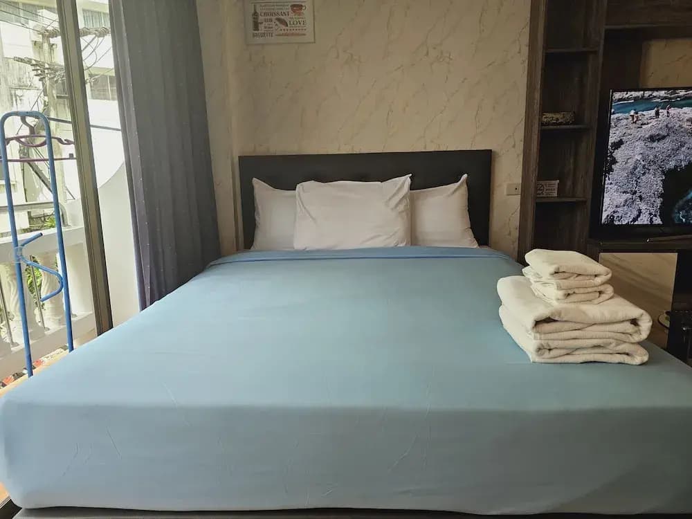 Patong Central Residence & Apartment - photo 3
