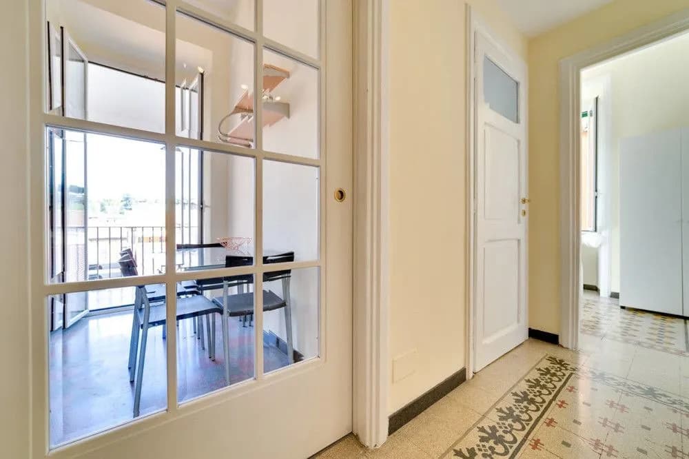 Sunny Flat in Elegant Building Close to Colosseum - photo 10