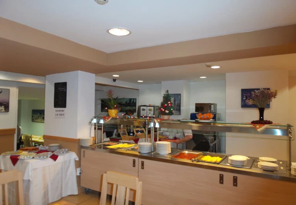 City Budget Hotel - photo 12