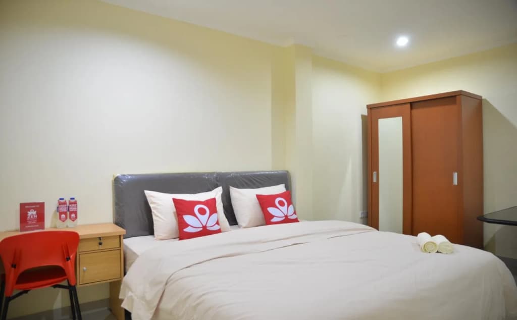 ZEN Rooms Near ITC Roxy Mas - main photo