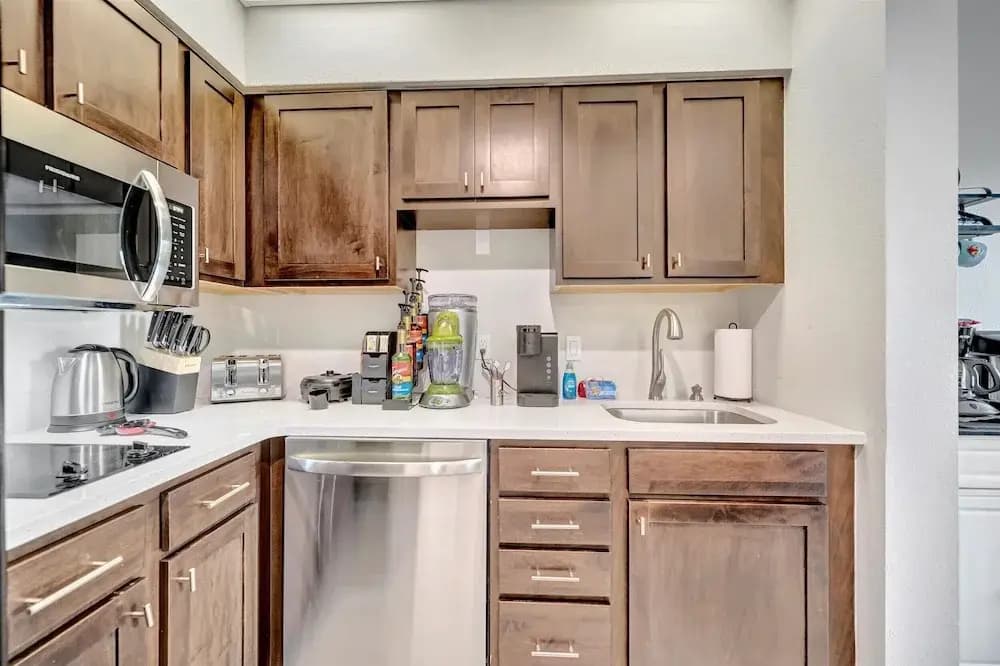 8303 Palm Disney - photo 24