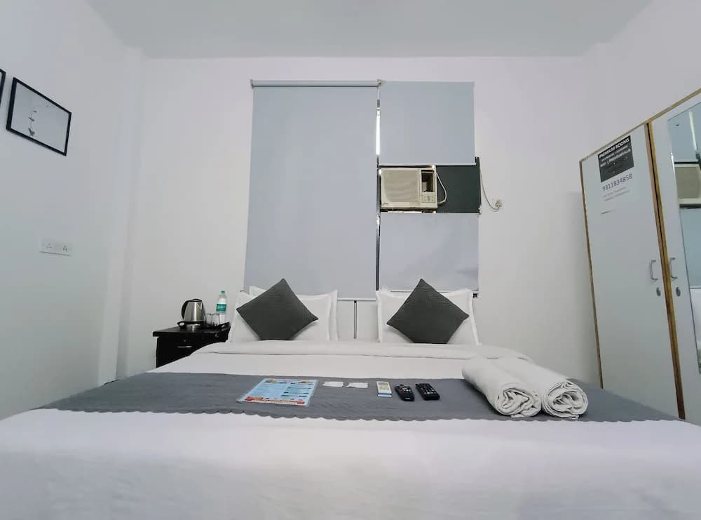 Mauryan Express Hotel @ Hauz Khas Fort - photo 2