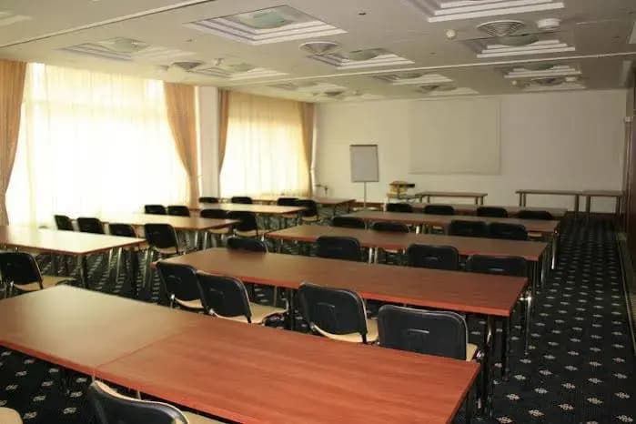 Airo Tower Hotel - photo 10