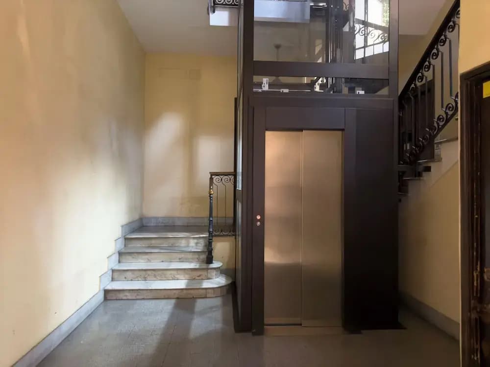 Vatican Beautiful 2Br Apartment - photo 25