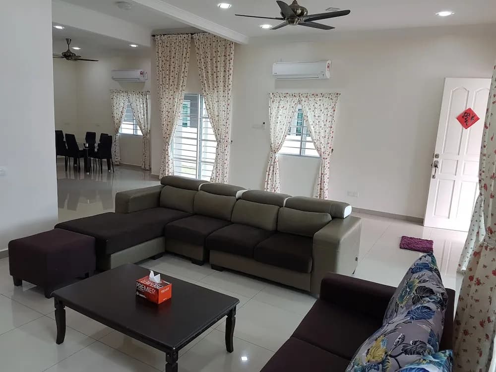 Sitiawan Homestay - photo 10