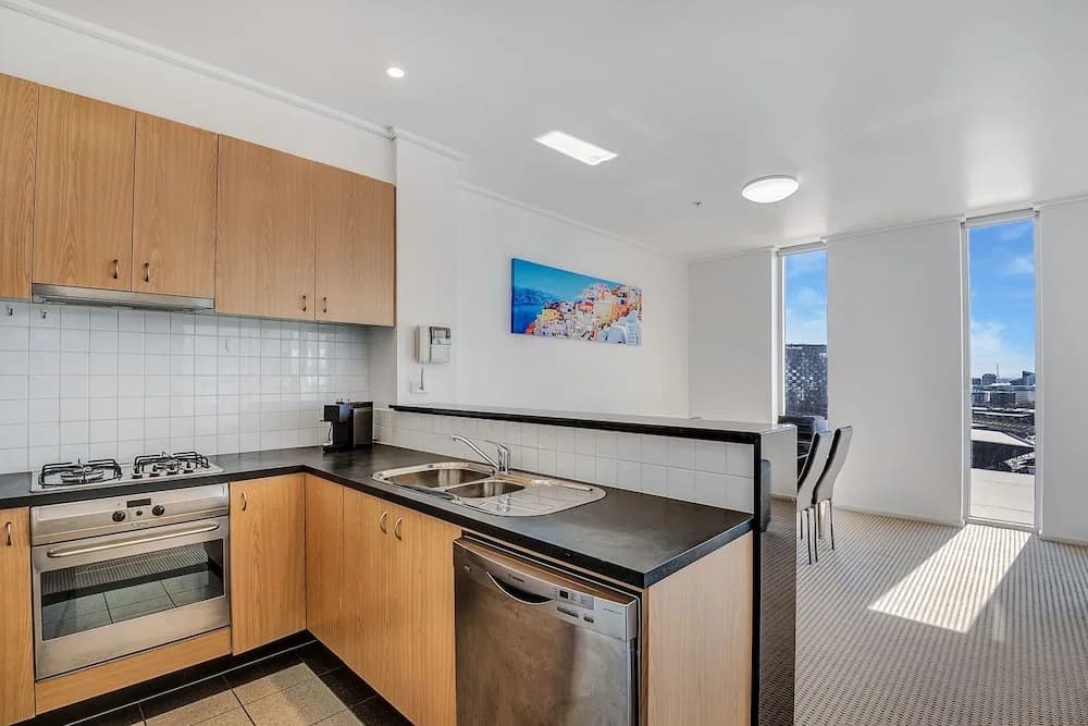 MJ Shortstay Centurion Apartments - photo 7