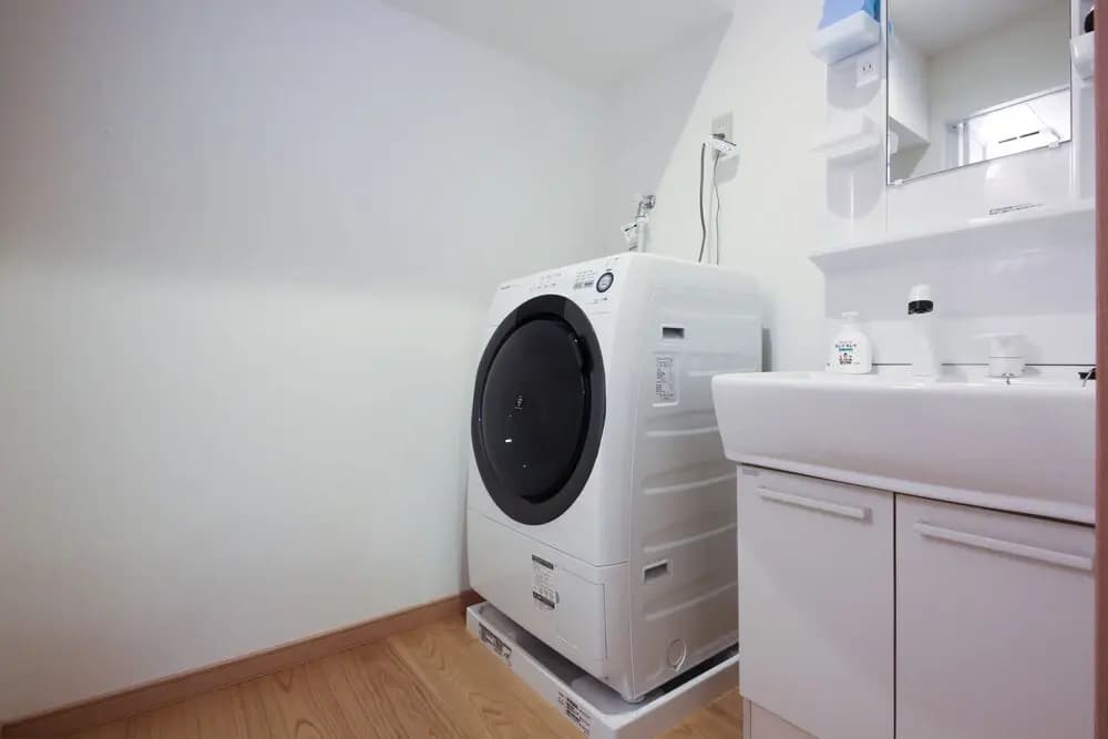 Akabane Minami 2 Chome - photo 12