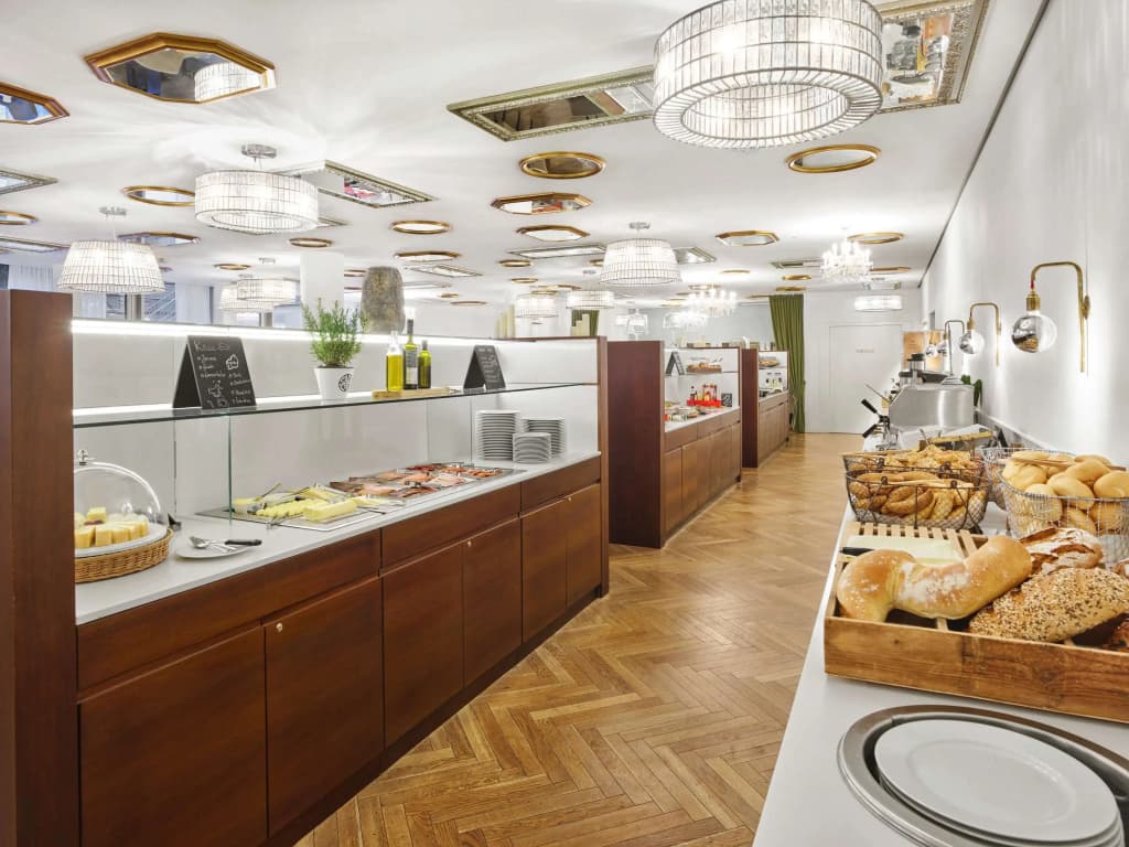 Crowne Plaza Vienna Hotel by IHG - photo 12