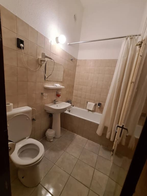Equity Point Budapest - Hostel - photo 6