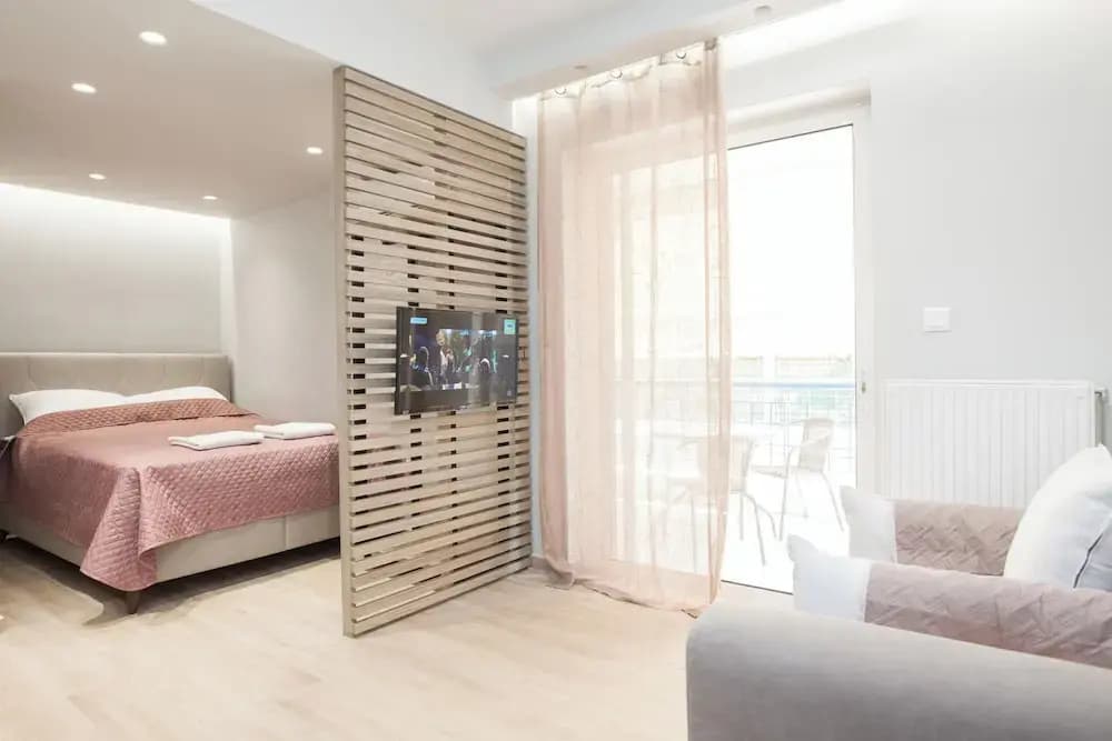 Petralona Gem Hotel-Style Studio Balcony - photo 4