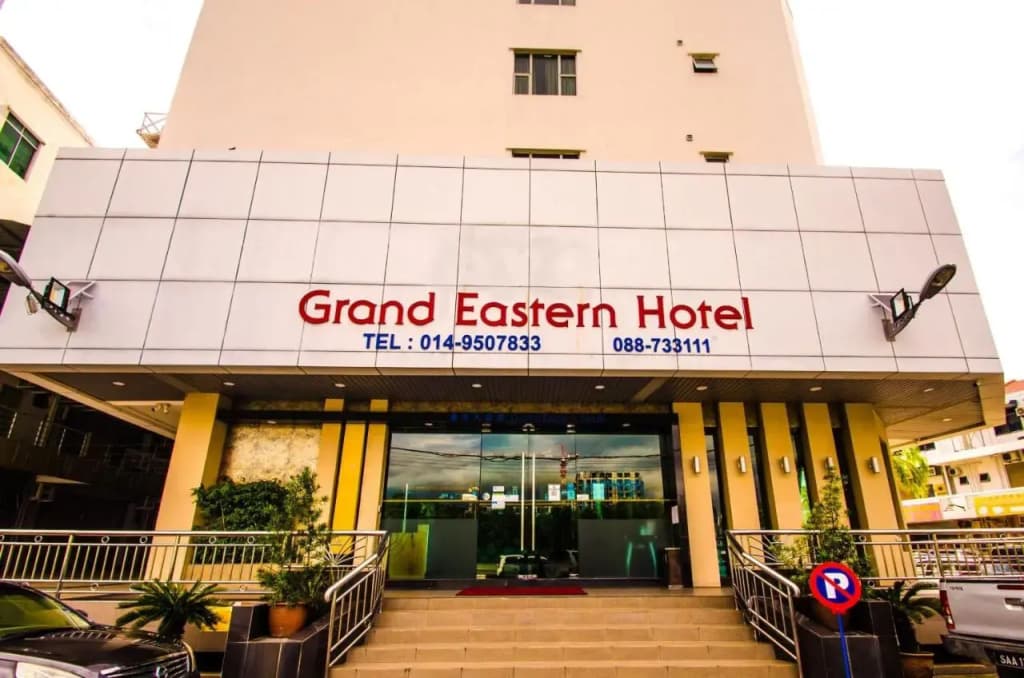 Grand Eastern Hotel - photo 1