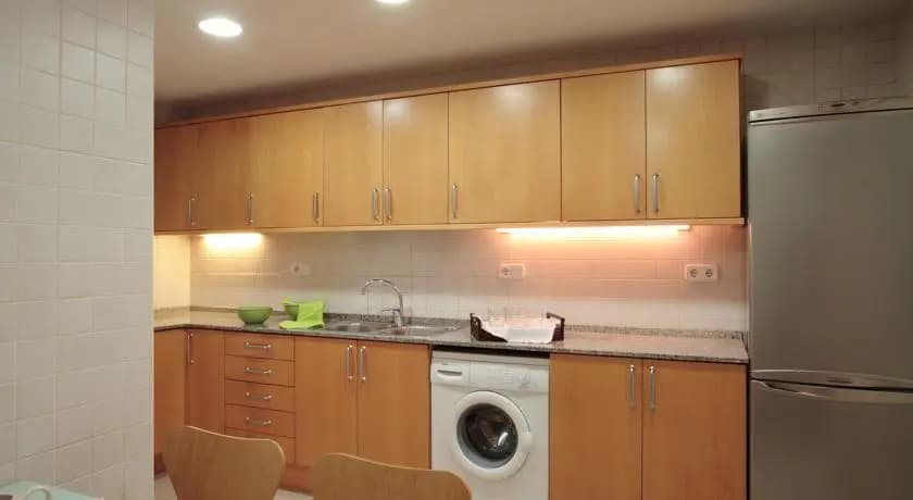 Classbedroom Apartments Iii - photo 4