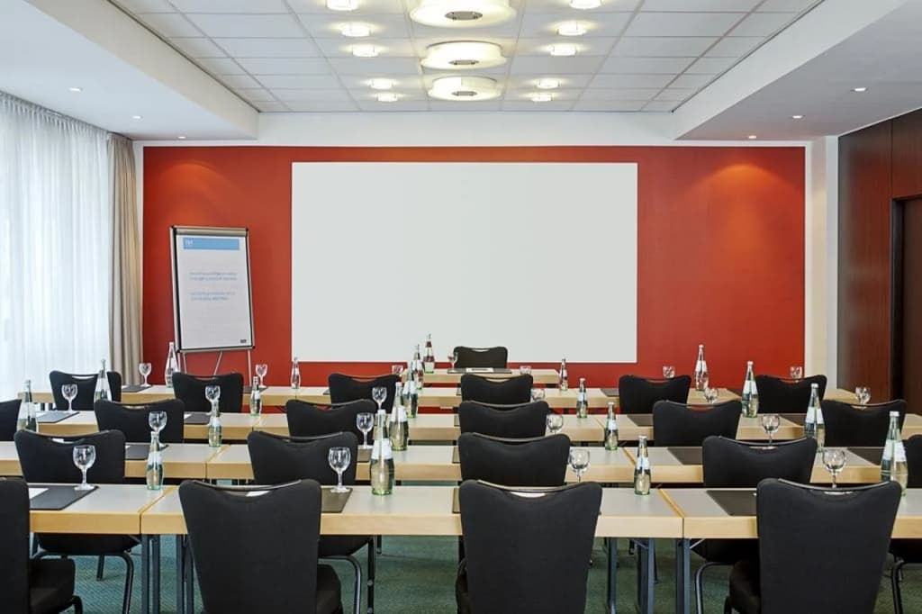 iStay by NH Berlin City Ost Hotel - photo 13