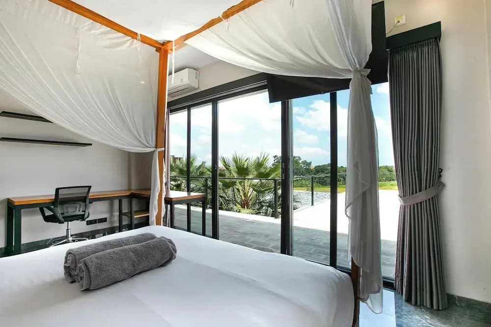 Villa MJ Modern 4BR with Pool & Rooftop - photo 8