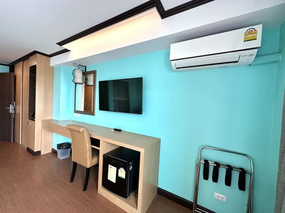 Mido Hotel Pattaya - photo 3