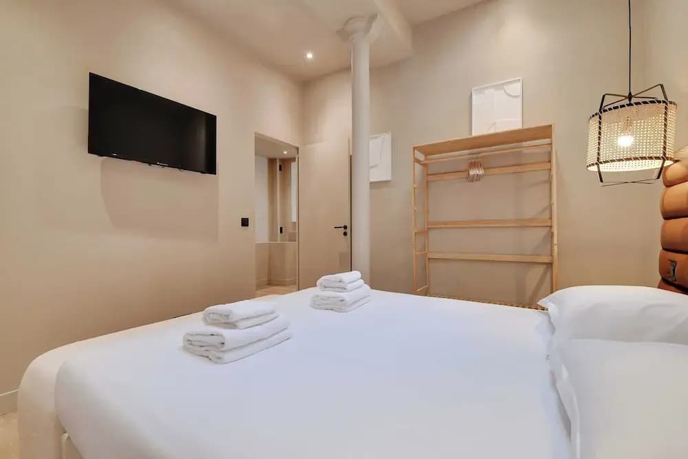 Elegant Home - 5bd/12p - Heart of 'Le Marais' - photo 1