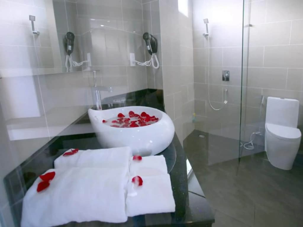 New Sun Hotel - photo 8