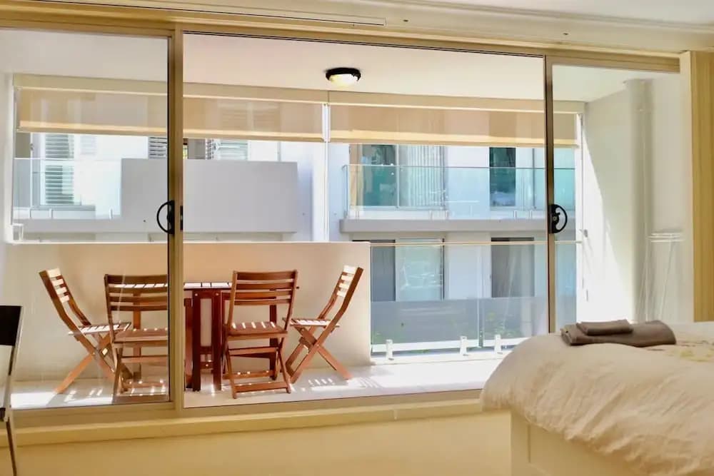 Spacious Studio by the Beach in Manly - photo 3