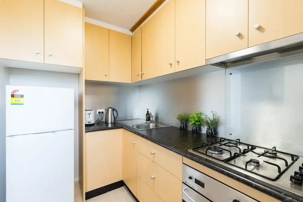 Brooke 1Bdr Stkilda Apartment - photo 11