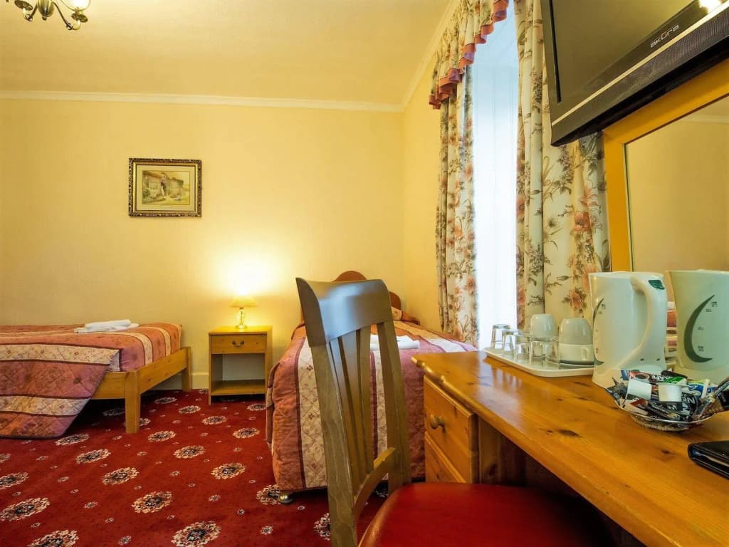 Cumberland Hotel - photo 4