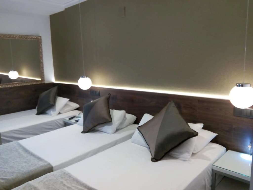 Hotel Moderno Barcelona - photo 34