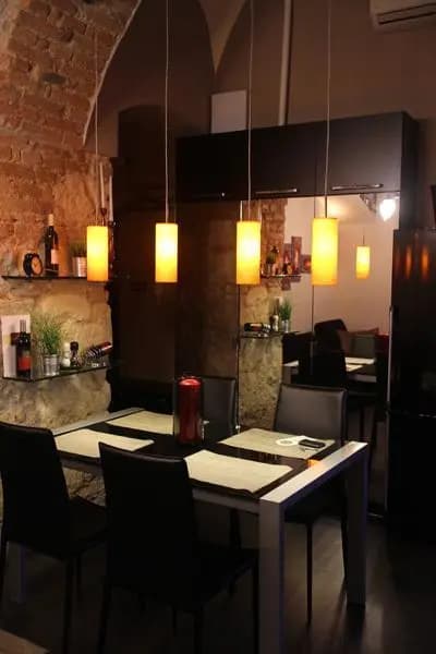 Serene City Centre Apartment Budapest - photo 10