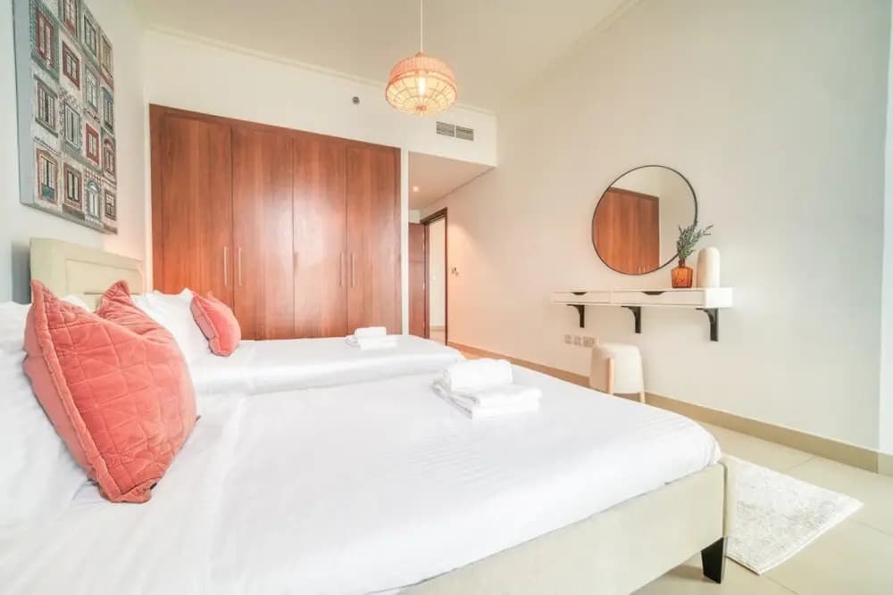 Trendy 2BR Downtown Apt Steps From Burj Khalifa - photo 19