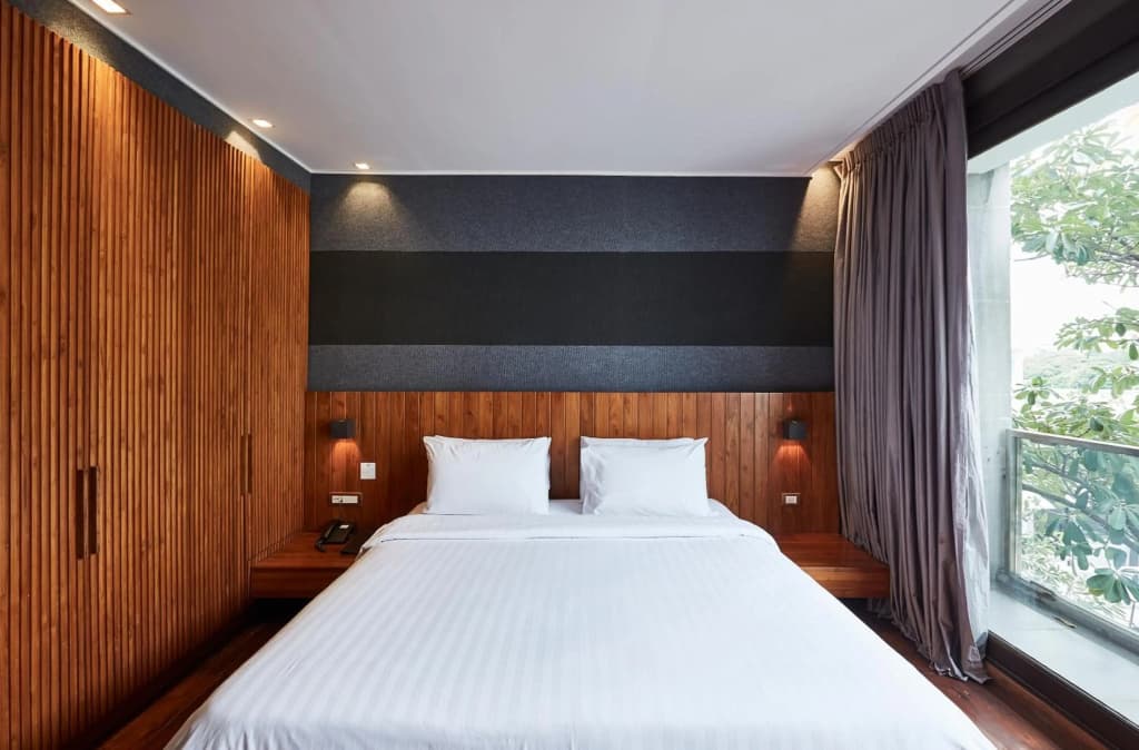 LUXX Langsuan Hotel - photo 39