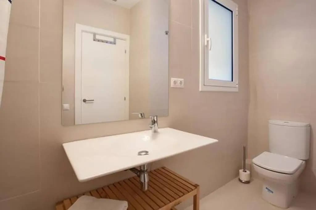 Modern Quiet Flat With A Large Balcony - photo 7