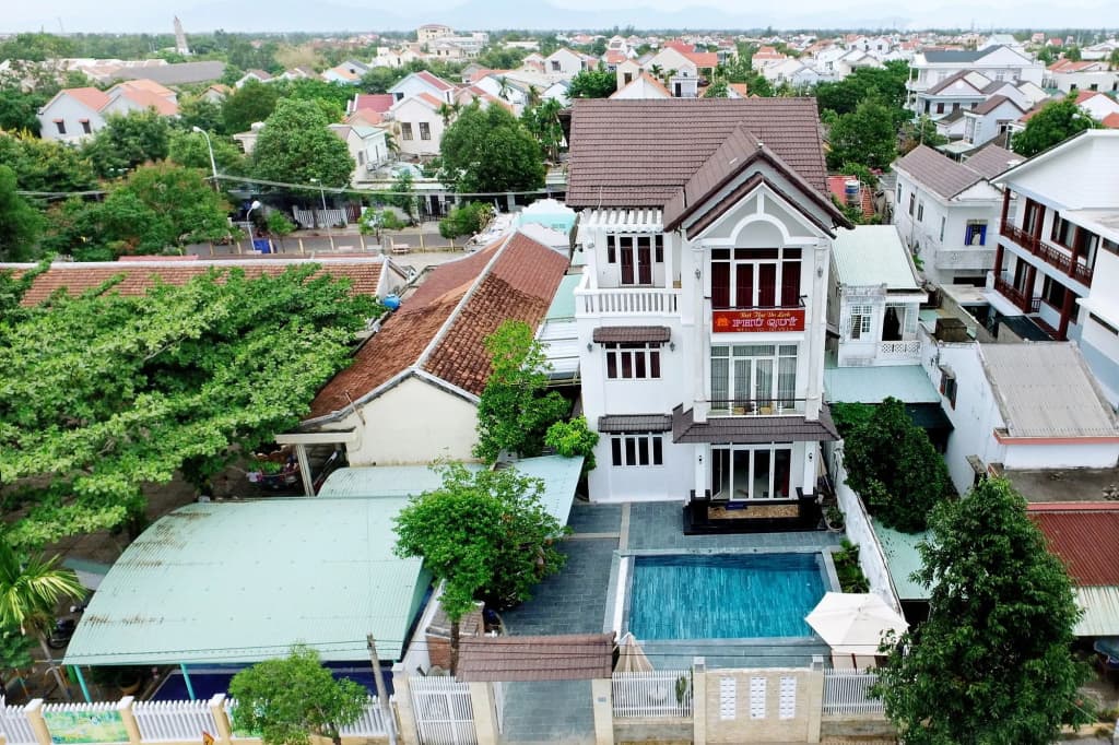 Well-To-Do Villa - photo 16