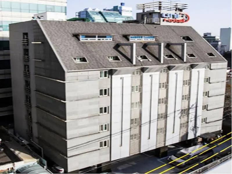 UNI Hotel - photo 11