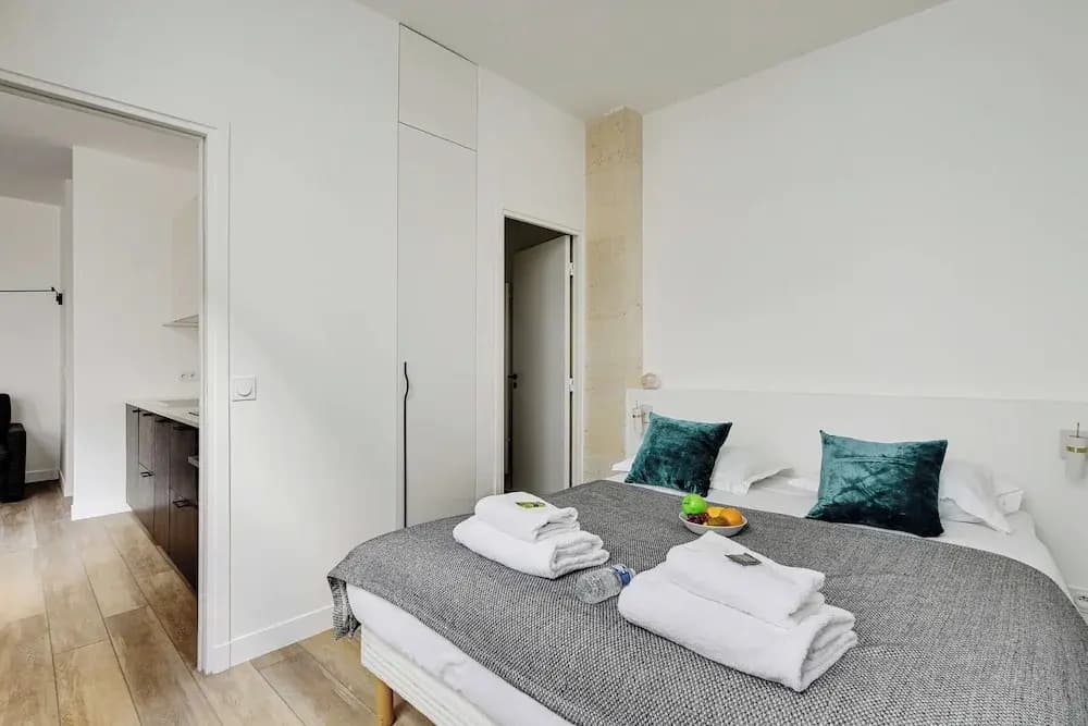 Chic Apartment -2br/6p- Oberkampf/republique - photo 3
