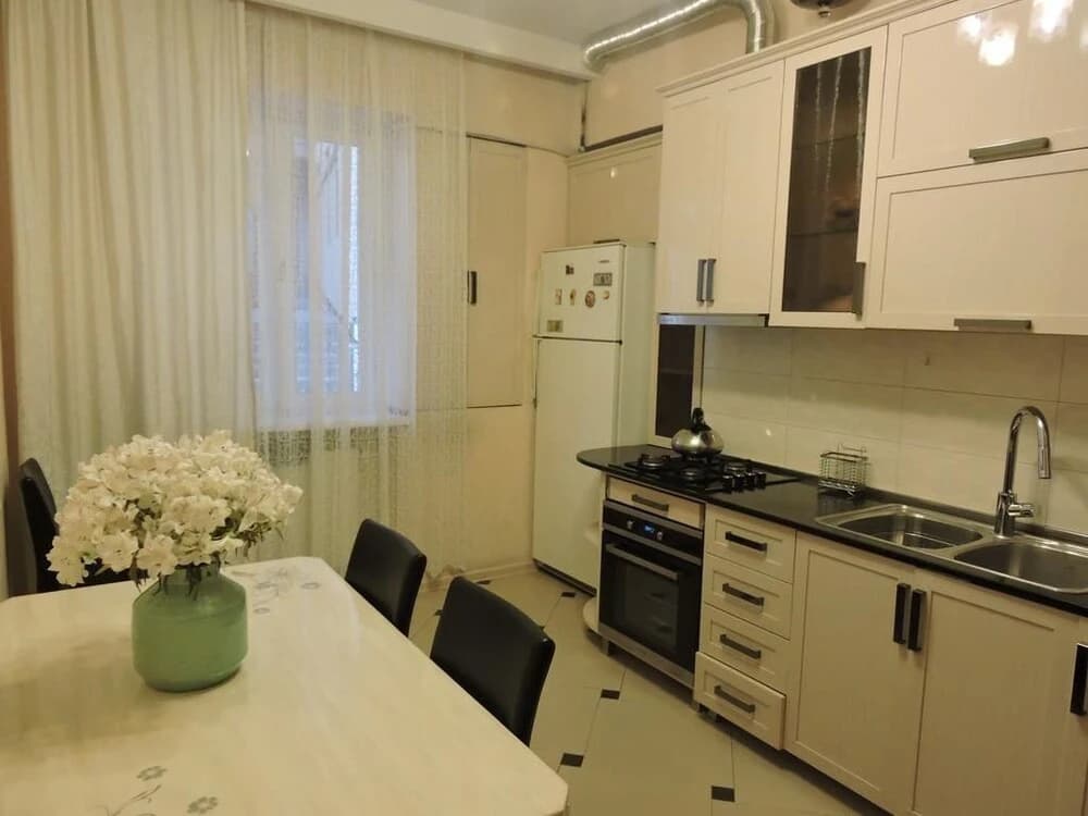 Central House - photo 15