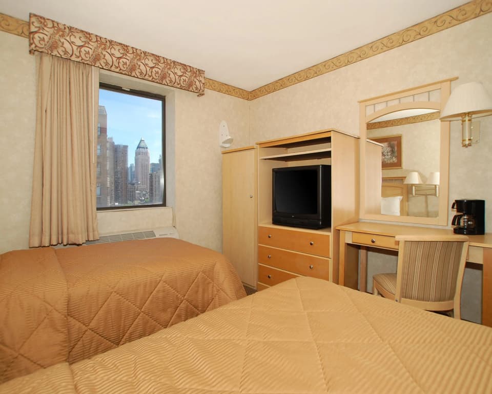 Quality Inn Convention Center - photo 4
