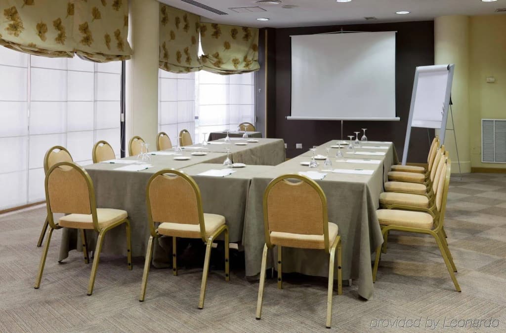 Hotel Acta Piramides - photo 14